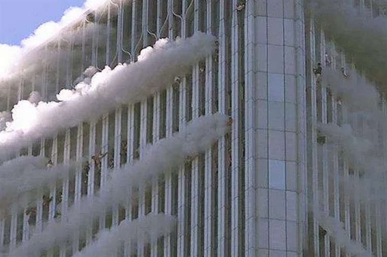 Powerful Photos from September 11-2001